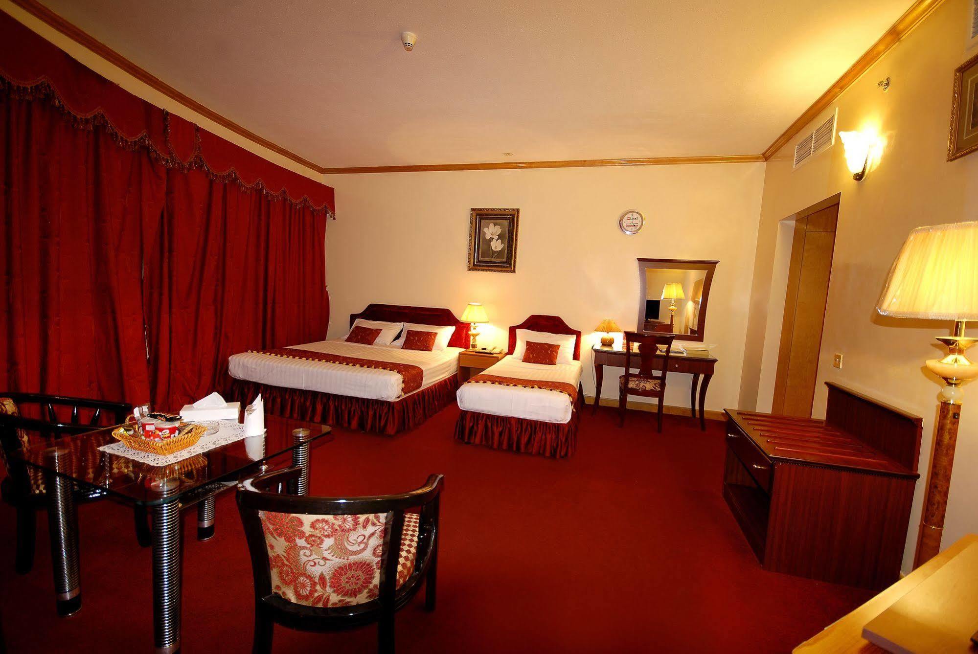 Kings Square Hotel Llc Dubai Esterno foto